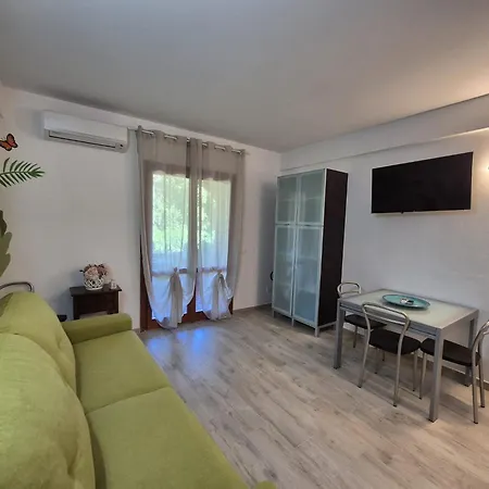 Апартаменты Monolocale Santissimo *